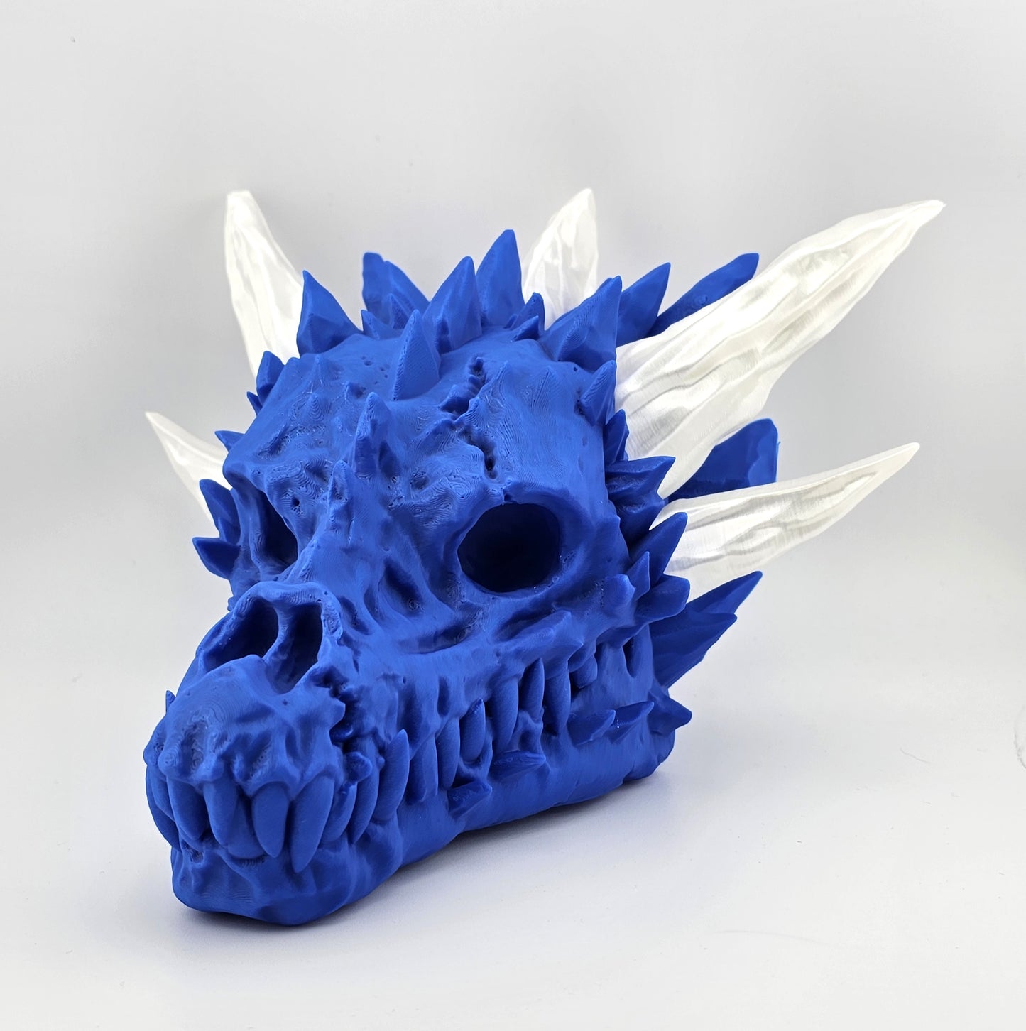 Prospect 3D - The Dragons Lair - The Grand Hall Of Dragon Skulls - Football Edition Diamond Skull - Decoration